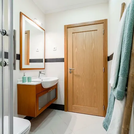 Daire Cabanas, Tavira, T3, O Pomar