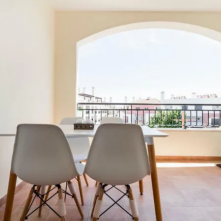 Daire Cabanas, Tavira, T3, O Pomar *